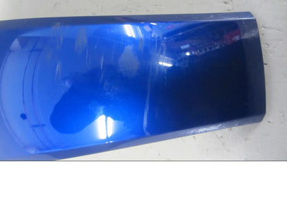 Höger sida på Bensintankskåpa från en Yamaha YZF-R 125 -2016 motorcykel.