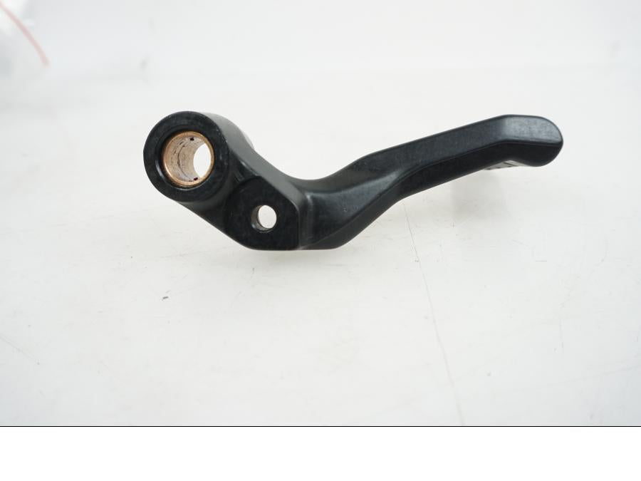 Höger sida på Växelpedal från en Ducati Monster 937 -2021 motorcykel.