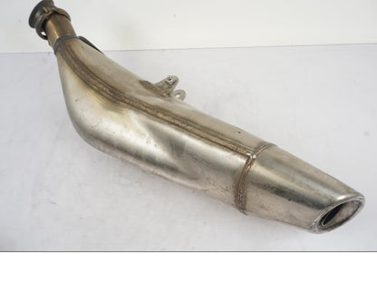 Höger sida på Avgassystem från en KTM 790 Duke -2019 motorcykel.