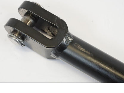 Vänster sida på Sidostöd från en Triumph Trident -2021 motorcykel.