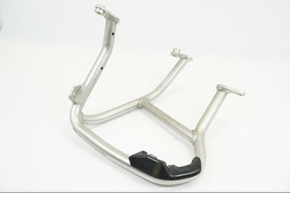 Baksidan på Motorskyddsbåge från en BMW R 1200 GS -2017 motorcykel.