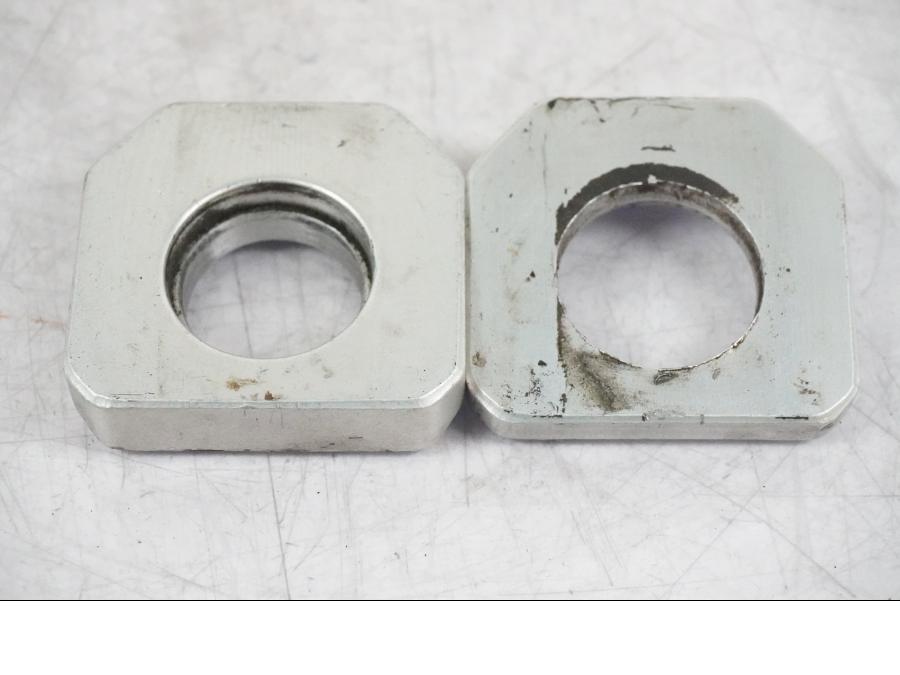 Framsidan på Styrplatta från en Suzuki GSX-R 1000 -2008 motorcykel.