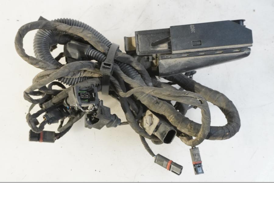 Baksidan på Kabelstam från en BMW F 800 GS -2008 motorcykel.