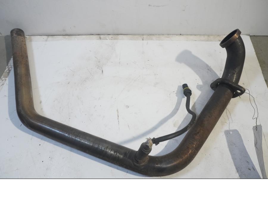 Framsidan på Grenrör från en BMW F 650 GS -2000 motorcykel.