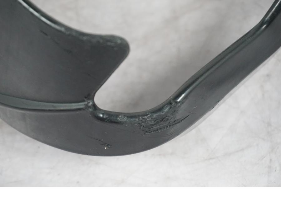 Snett nerifrån på Handskydd från en BMW R 1250 GS -2017 motorcykel.