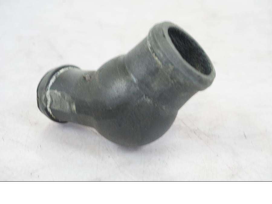 Baksidan på Vattenrör från en Honda CBR 1000 F -1999 motorcykel.