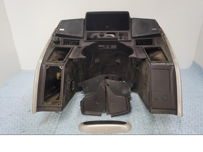 Höger sida på Toppkåpa från en Honda GL 1200 -1987 motorcykel.