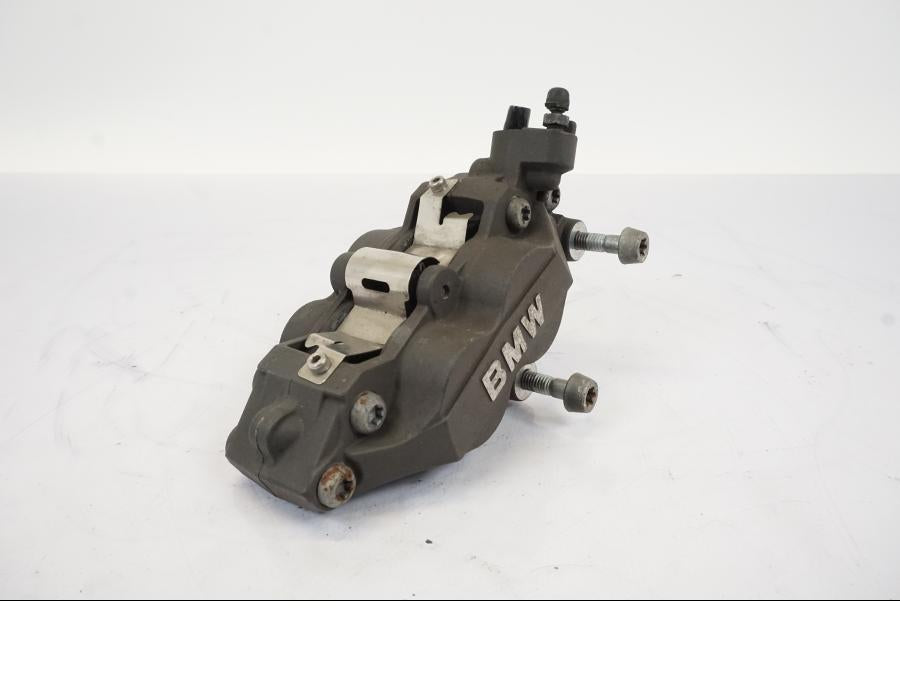 Framsidan på Bromsok från en BMW R 1150 RS -2003 motorcykel.