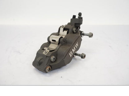 Framsidan på Bromsok från en BMW R 1150 RS -2003 motorcykel.