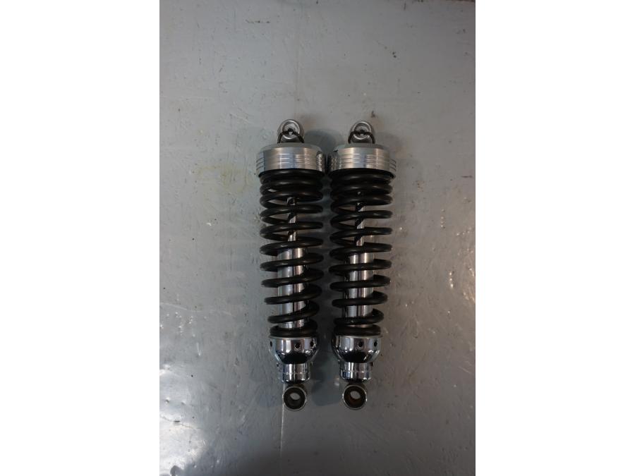 Framsidan på Stötdämpare från en Yamaha V-MAX 1200 -2001 motorcykel.