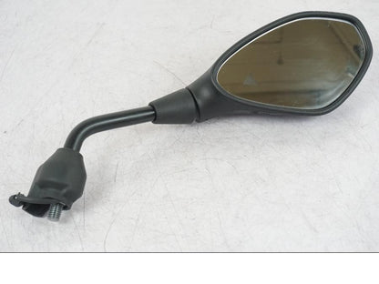 Framsidan på Backspegel från en BMW R 1300 GS -2024 motorcykel.