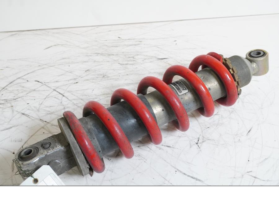 Framsidan på Stötdämpare från en Honda CBR 1100 XX -2001 motorcykel.