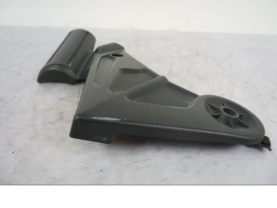 Höger sida på Ramskydd från en Kawasaki Versys 650 -2014 motorcykel.