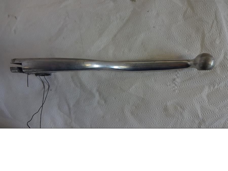 Höger sida på Kopplingsgrepp från en Triumph Speed Triple -2005 motorcykel.