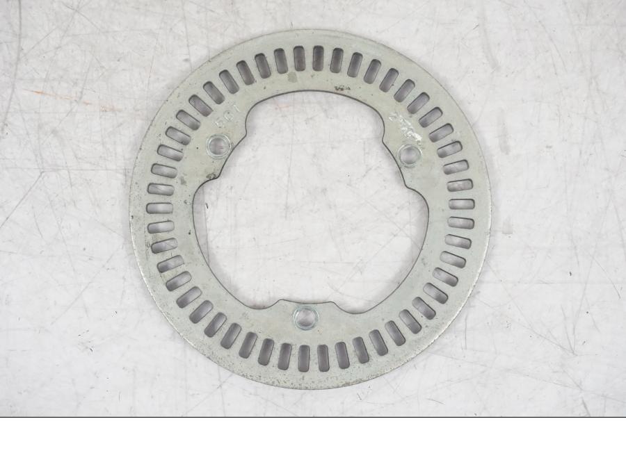 Vänster sida på ABS krans från en Suzuki GSF 1250 -2010 motorcykel.