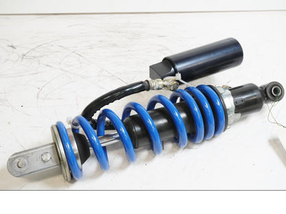 Framsidan på Stötdämpare från en Buell XB 12 -2004 motorcykel.