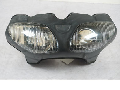 Framsidan på Strålkastare från en Suzuki SV 650 -1999 motorcykel.