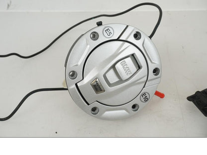 Baksidan på Tanklock från en BMW F 750 GS -2019 motorcykel.