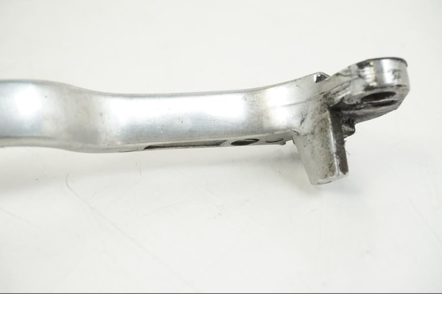 Snett nerifrån på Kopplingsgrepp från en Suzuki GSX-R 1000 -2003 motorcykel.