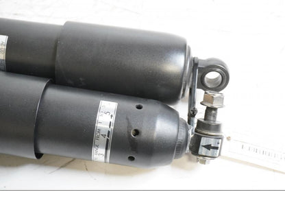 Höger sida på Stötdämpare från en Honda CTX 1300 -2014 motorcykel.