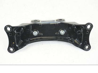 Snett uppifrån på Bensintankfäste från en Yamaha MT-09 -2021 motorcykel.