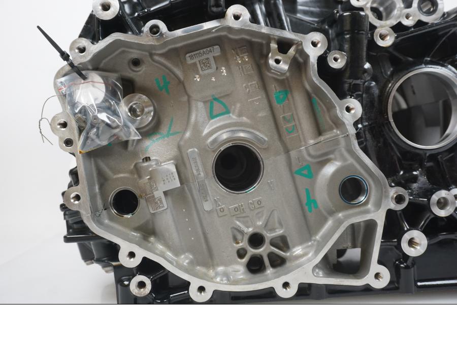 Höger sida på Motorblock från en BMW F 850 GS -2019 motorcykel.