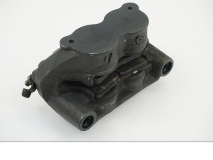 Snett nerifrån på Bromsok från en Kawasaki Z 1000 -2014 motorcykel.