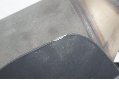 Extrabild1 på Ljuddämpare från en Ducati Hyperstrada -2013 motorcykel.