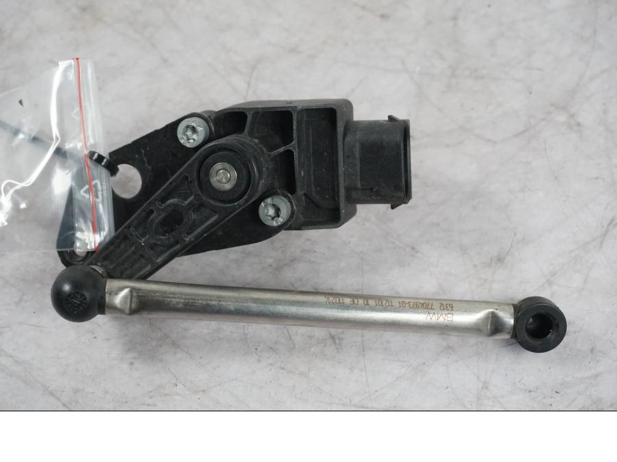 Extrabild1 på Nivåsensor från en BMW K 1600 GTL -2015 motorcykel.