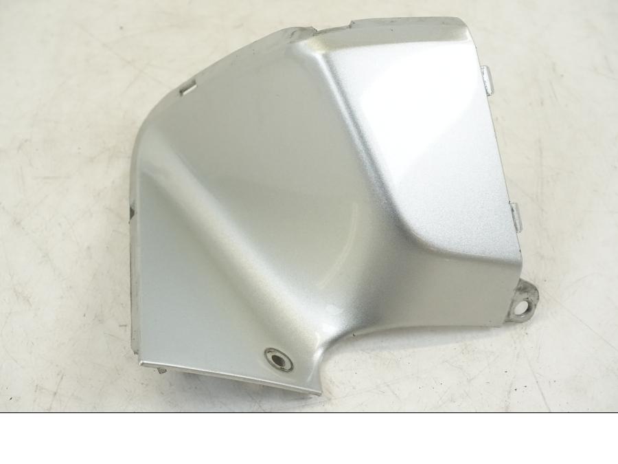 Framsidan på Instrumentkåpa från en Honda VFR 800 -2003 motorcykel.