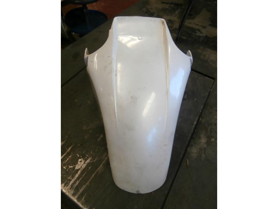 Framsidan på Framskärm från en Honda VFR 750 -1988 motorcykel.