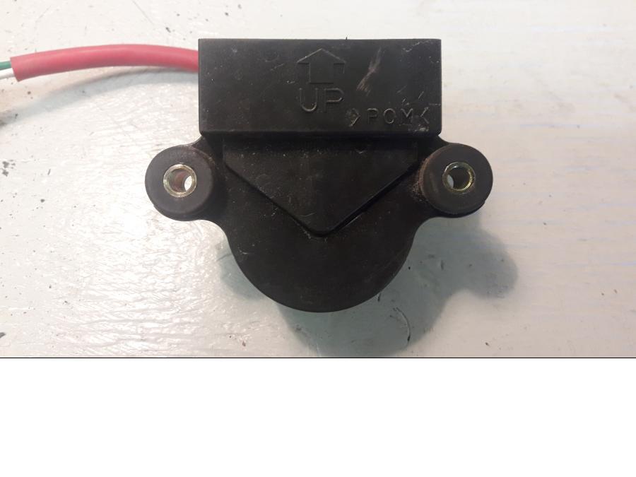 Framsidan på Tilt Sensor från en Honda VFR 800 -2000 motorcykel.