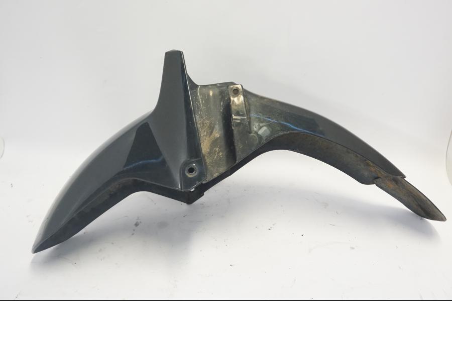 Baksidan på Framskärm från en Suzuki DL 1000 -2003 motorcykel.