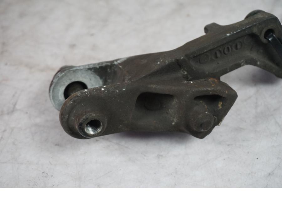 Baksidan på Bromsoksfäste från en Honda GL 1200 -1987 motorcykel.