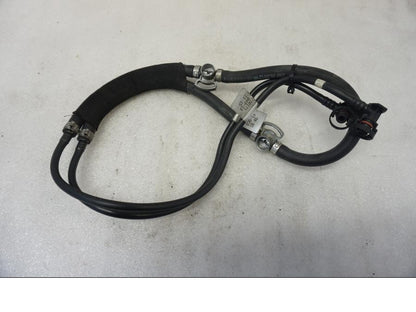 Framsidan på Fuel Rail från en Ducati Monster 796 -2013 motorcykel.