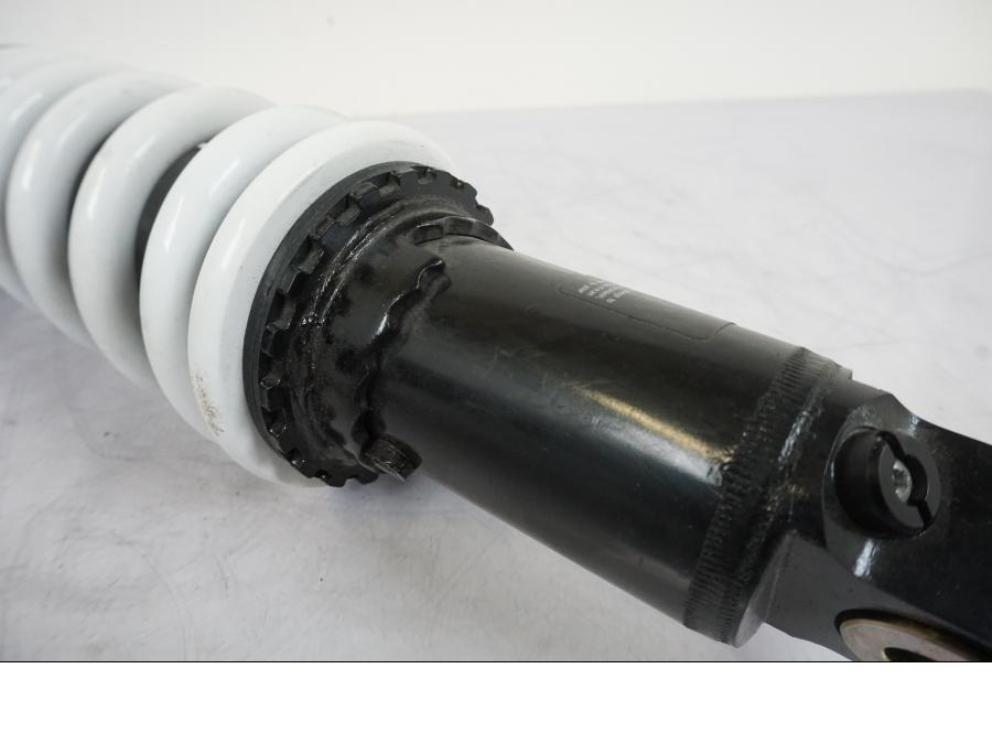 Extrabild4 på Stötdämpare från en KTM 790 Duke -2019 motorcykel.