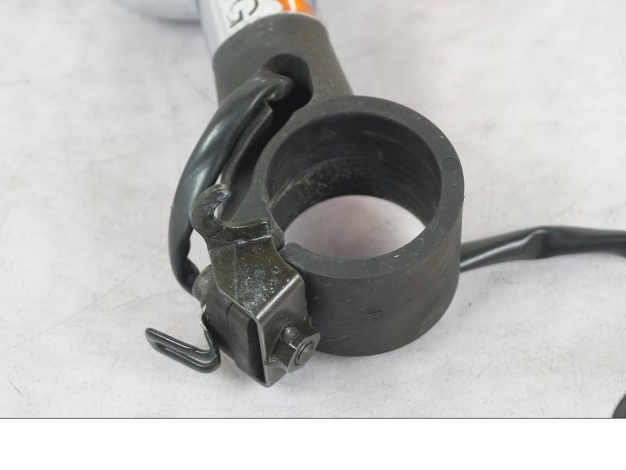 Vänster sida på Blinkers från en Honda VT 600 C -1998 motorcykel.