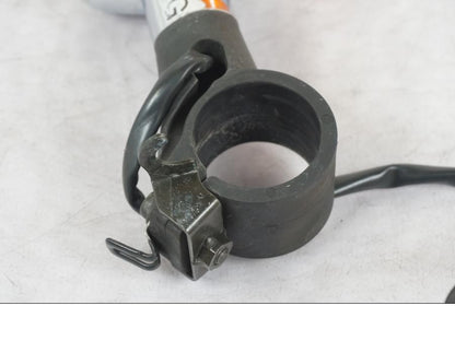 Vänster sida på Blinkers från en Honda VT 600 C -1998 motorcykel.