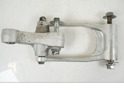 Extrabild1 på Stötdämparlänkage från en Suzuki GSX-R 1000 -2007 motorcykel.