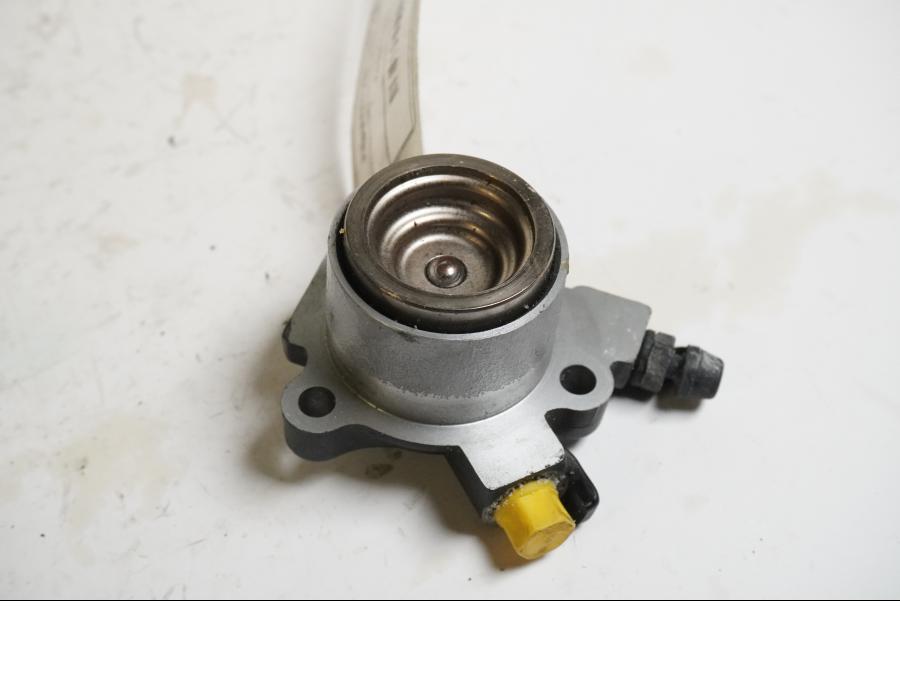 Baksidan på Kopplingslavcylinder från en Kawasaki ZZ-R 1400 -2010 motorcykel.