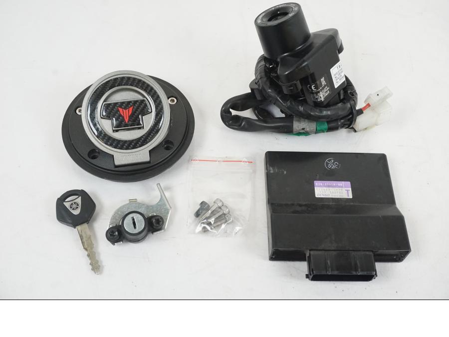 Framsidan på Låssats från en Yamaha MT-07 -2019 motorcykel.