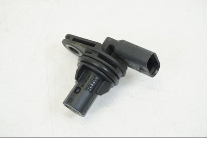 Baksidan på Vevaxelsensor från en BMW R 1250 GS -2019 motorcykel.