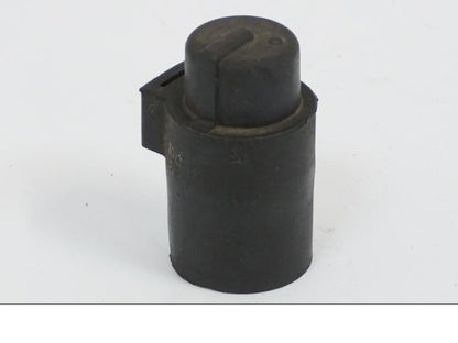 Höger sida på Relä från en Kawasaki VN 1500 -2002 motorcykel.