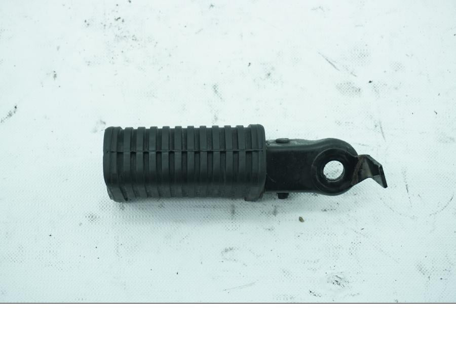 Framsidan på Fotpinne från en Yamaha SR 400 -1982 motorcykel.