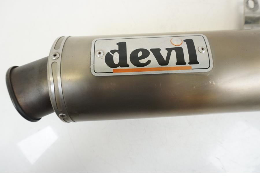 Baksidan på Ljuddämpare Sport från en Kawasaki ZX-12R -2000 motorcykel.