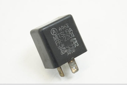 Framsidan på Blinkersrelä från en Honda NSR 125 -1991 motorcykel.