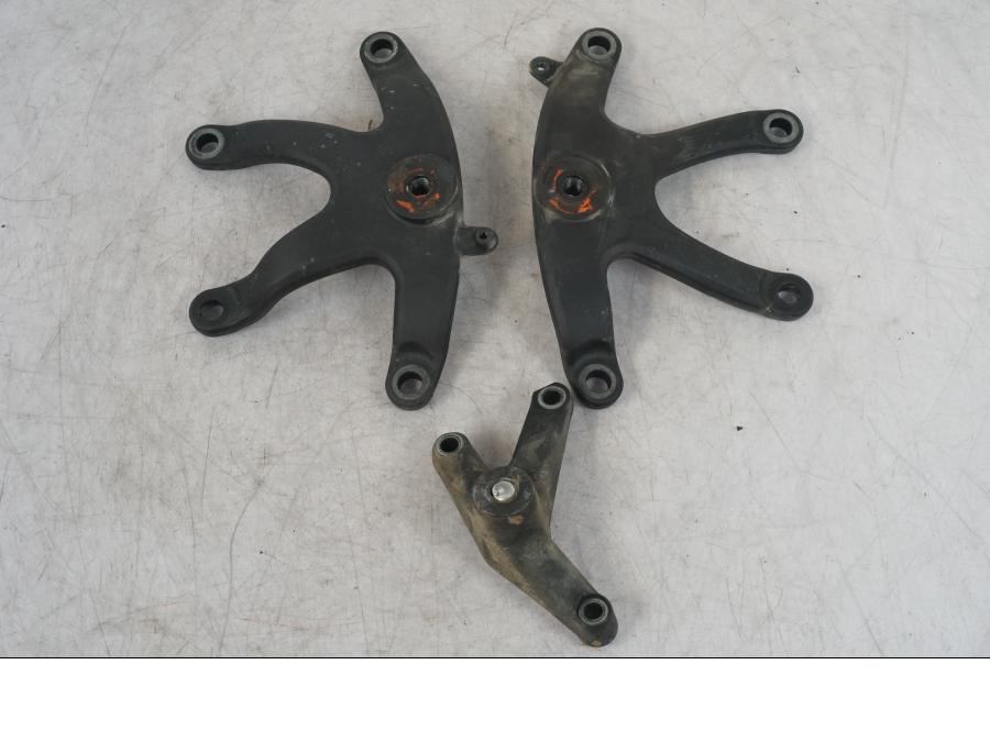 Baksidan på Motorfäste från en KTM 1290 Super Adventure R -2018 motorcykel.