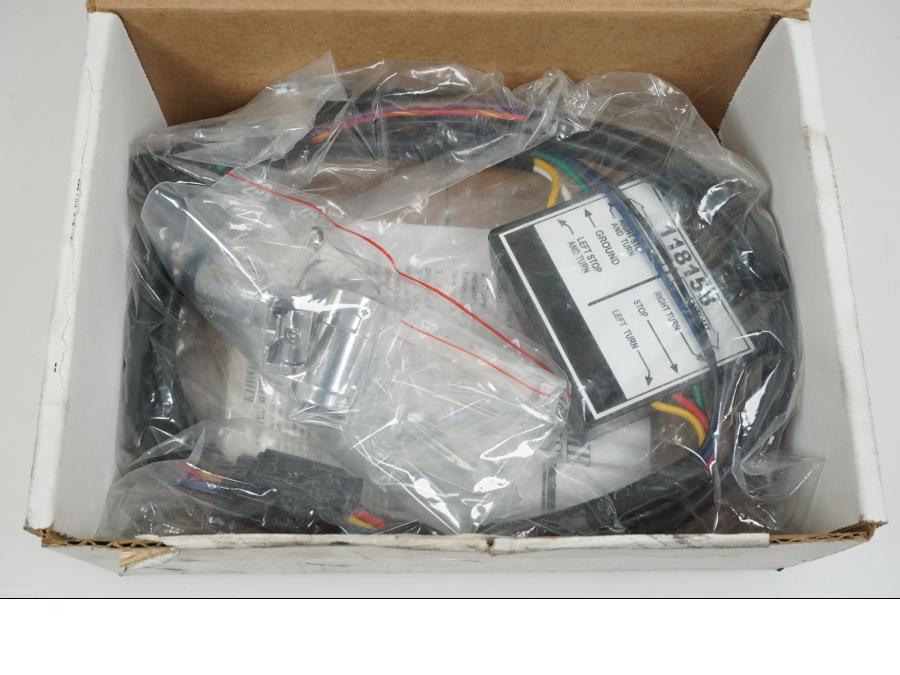 Snett nerifrån på Kablage från en H-D Street Glide FLHX -2022 motorcykel.