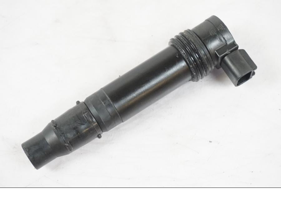 Framsidan på Tändspole från en Kawasaki ZX-6R -2011 motorcykel.