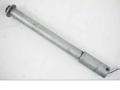 Framsidan på Axel från en BMW F 650 CS -2002 motorcykel.